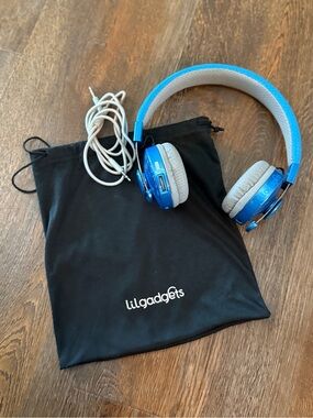 Lil Gadgets Blue Kids Over-Ear Headphones with Cable